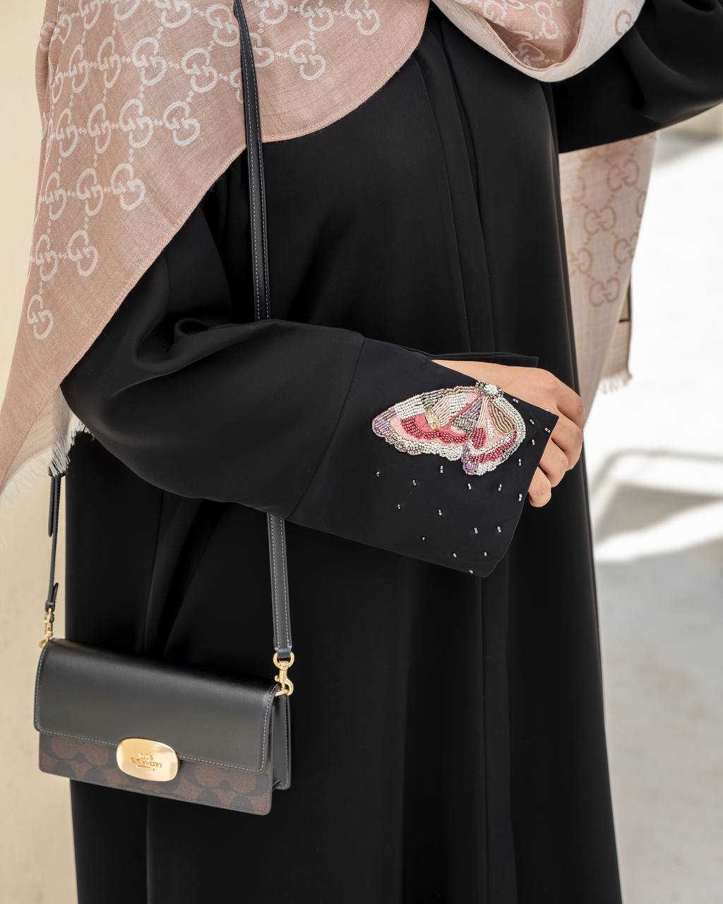 ریوا جواهر پروانه